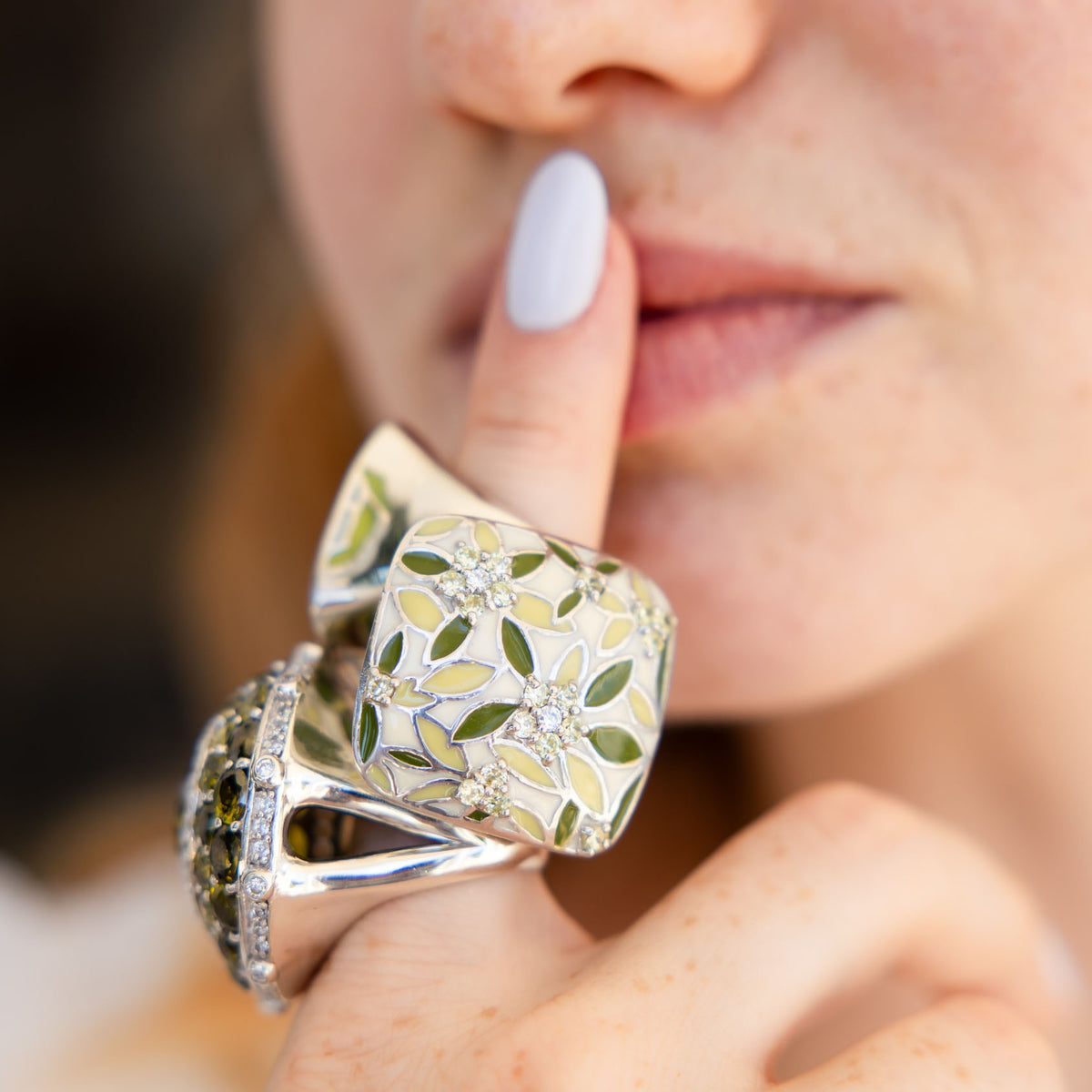 Damenring mit Emaille und Zirkonia Bild 3